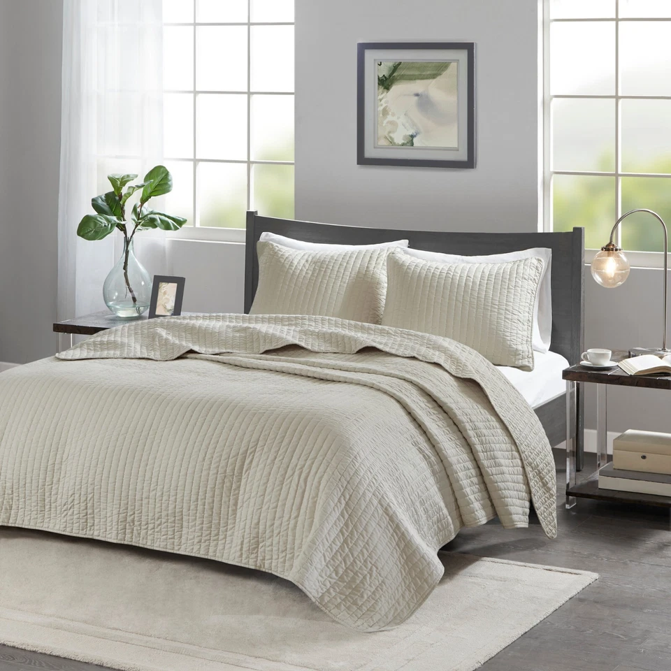 Madison Park Keaton 3 Piece Quilt Set All Season Bedspread Bedding Shams Pillows - Image 2 of 4