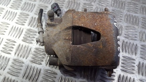 Volkswagen Golf 2004 Disc-Brake Caliper front left side used, Genu #430343-33