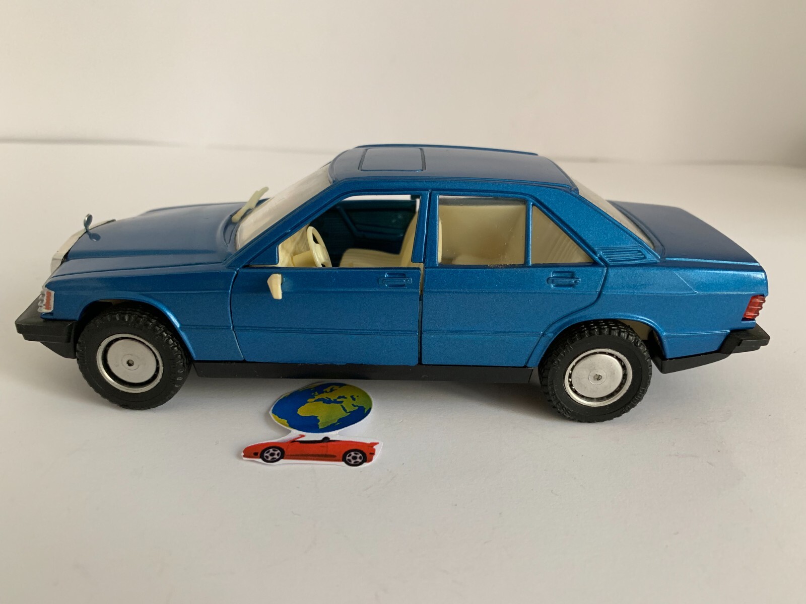 Polistil Mercedes 190E, modello scala (1:24 - 1:25), vintage (477) foto 6