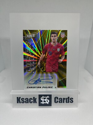 2019-20 Rewards Christian Pulisic Gold Panini Laser Auto /10 USMNT