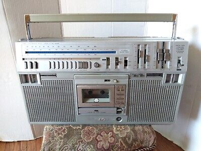 Vintage JVC RC-M80JW Stereo Radio Cassette Recorder BOOMBOX