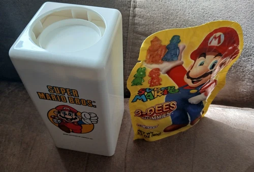 Vintage Nintendo Super Mario Bros 1989 Dixie Cup Dispenser NES  - Mario Gummies