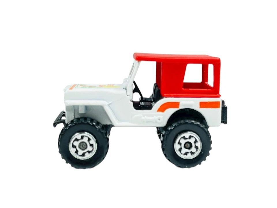 Matchbox Lesney Superfast MB20 Desert Dawg Jeep 4x4 - w/Yellow Picture Box - Image 2 of 4