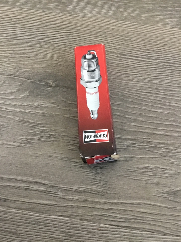 Bujía Copper Plus Champion 841 J8c Cantidad 1 Nos Nueva Foto 3 de 4