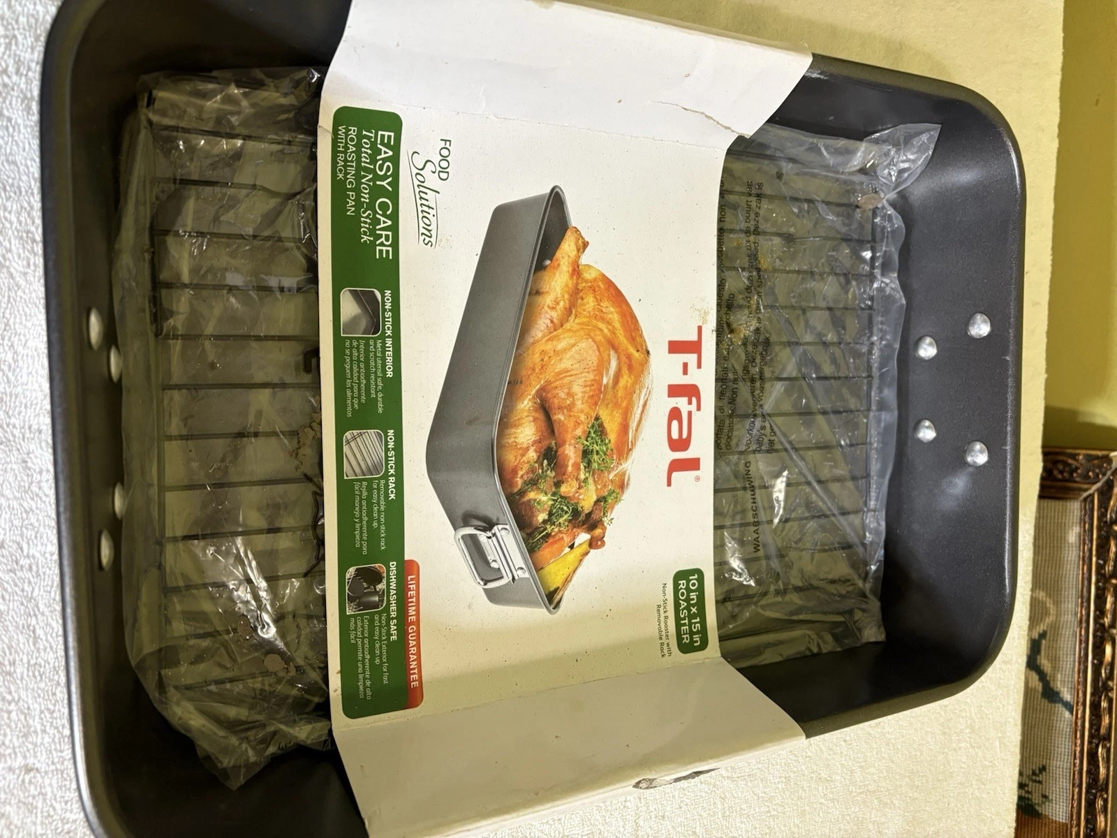 T-fal 10" x 15" Easy Care Total Non-Stick Roaster with Removable Non-Stick Rack