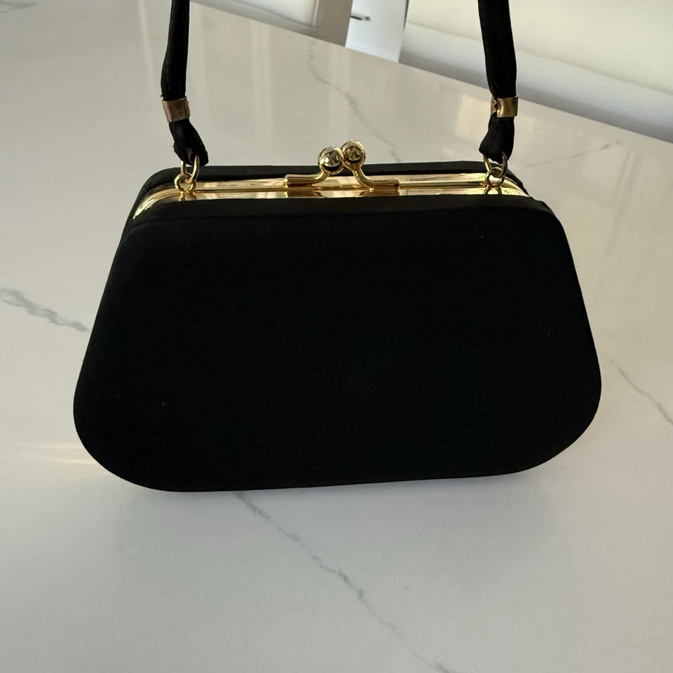 Vtg  Minaudiere 60's Black Gold  Floral Metal Compact Kiss-lock Box Evening Bag - Image 3 of 4