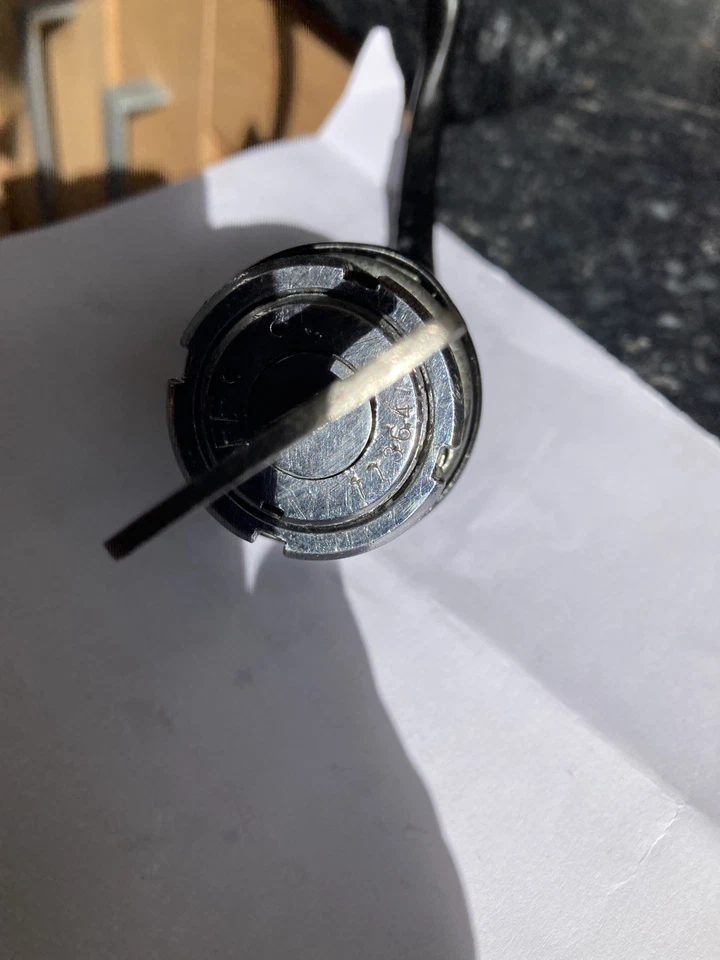 Interruptor de encendido barril y llave Honda CB450 CL450K DOHC 1970-1974 Foto 3 de 4