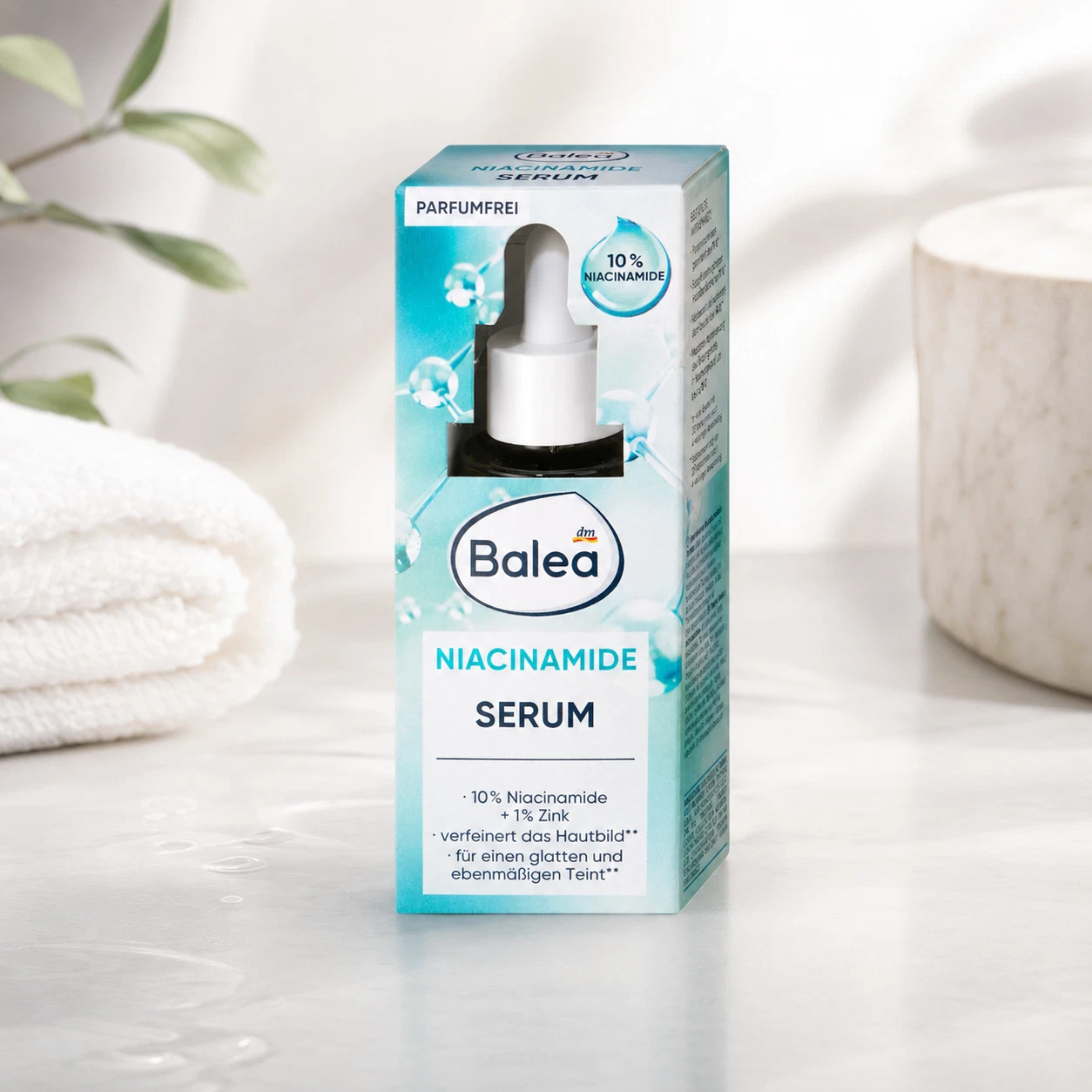 Balea Niacinamide Face Serum 30ml Fragrance-Free Vegan Skincare Serum
Opens in a new window or tab