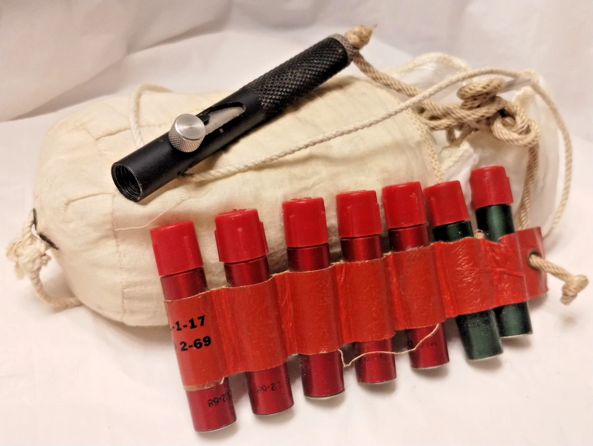 Pack Parachute Pilote De Chasse US - Époque Vietnam 1960 - Vintage (Sans Parachute)