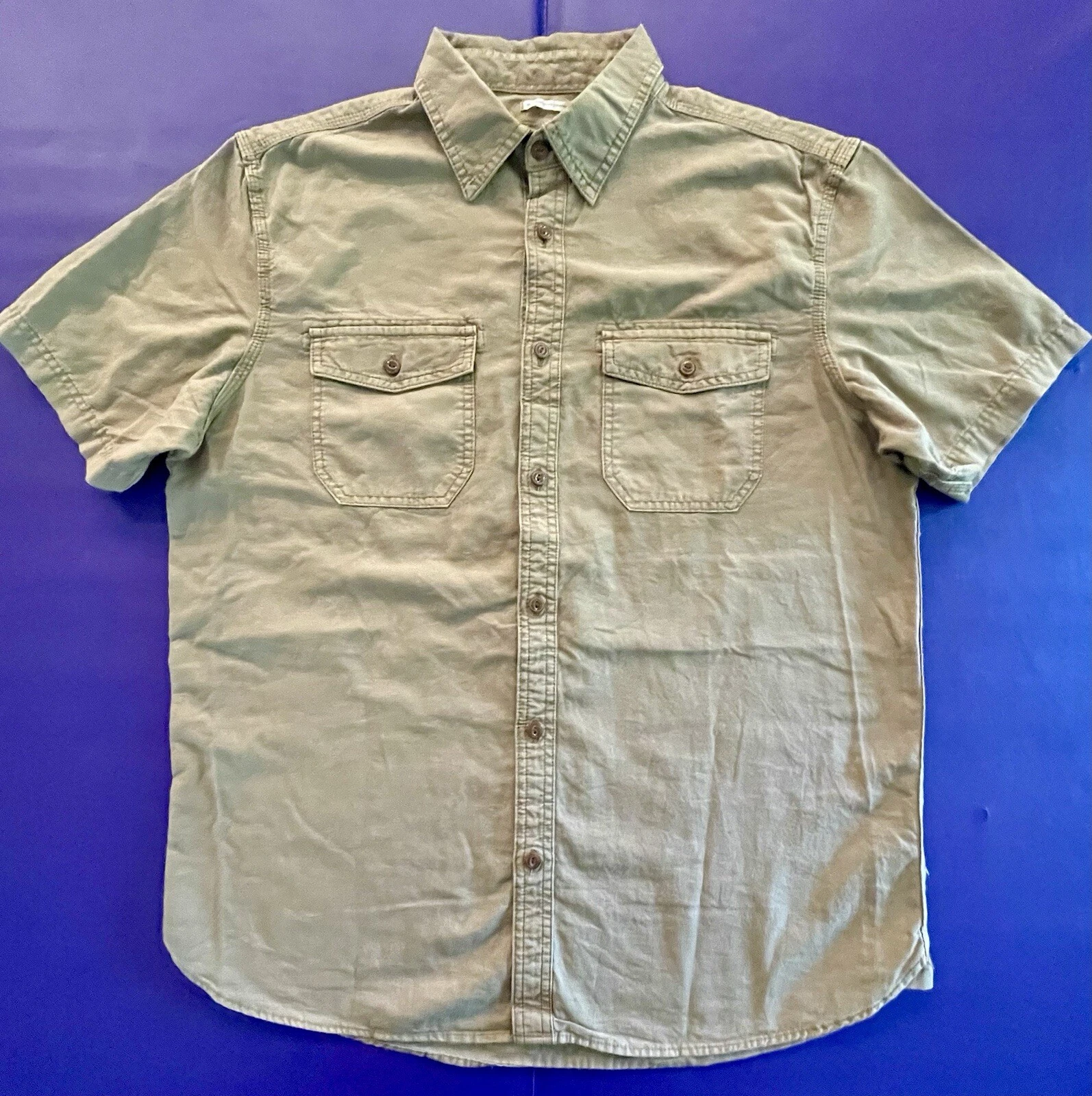 Old Navy Short Sleeve Shirt Button Up Khaki Pockets Nice Twill Cotton Large A133