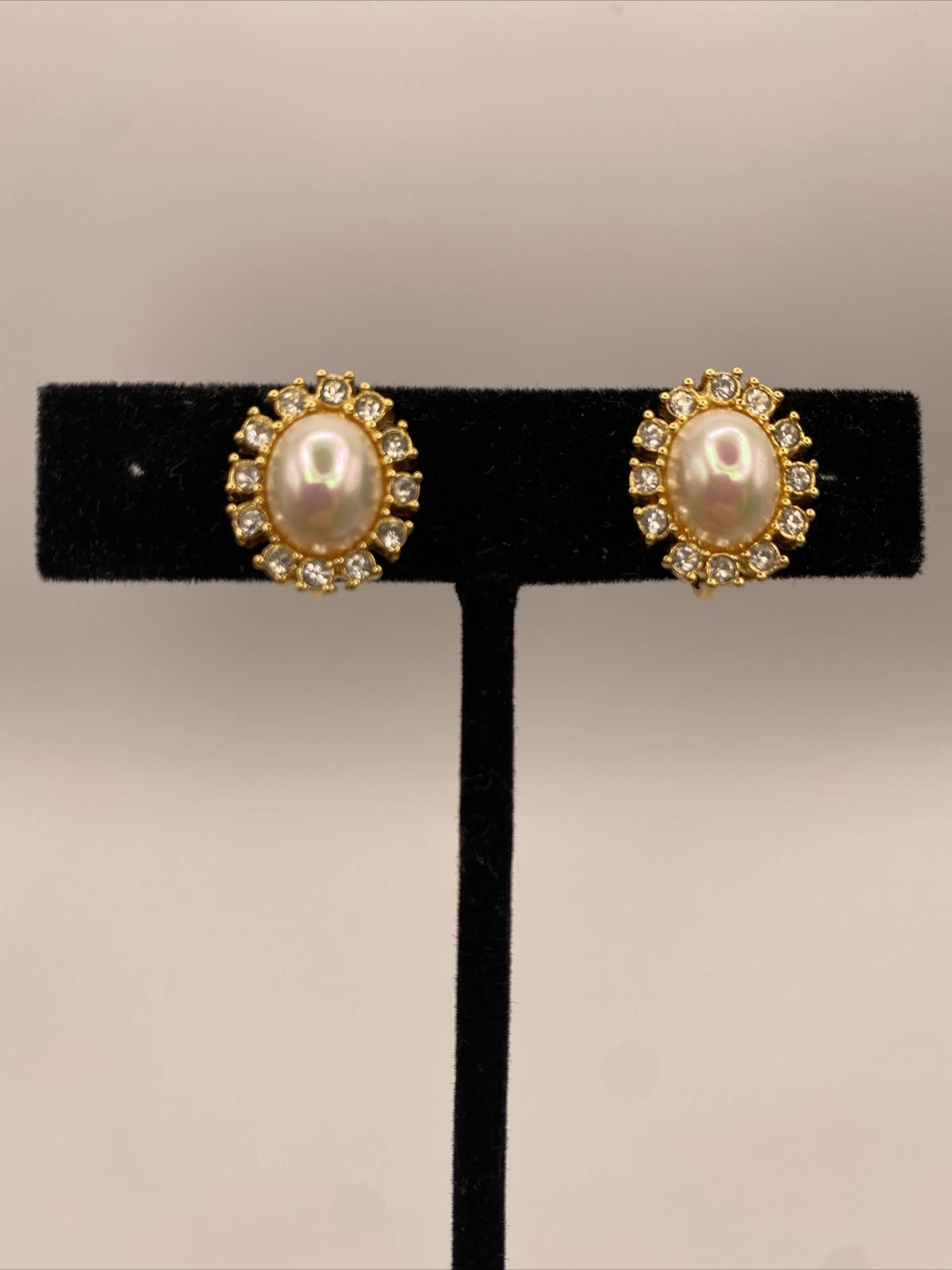 Vintage Christian Dior pearl crystal earring
