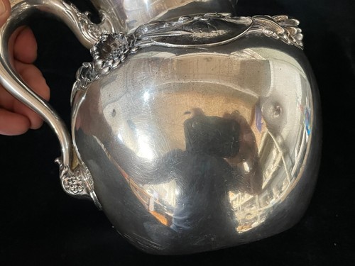 Antiker Sterling Silber Wasserkrug von Frank M. Whiting, Repousse Lilien - Bild 5 von 8