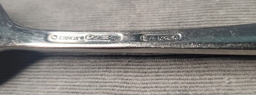 Lenox Williamsburg Royal Scroll, Serving Spoon, 8 3/4" Stainless 18/8 KOREA, EUC - Picture 5 of 8