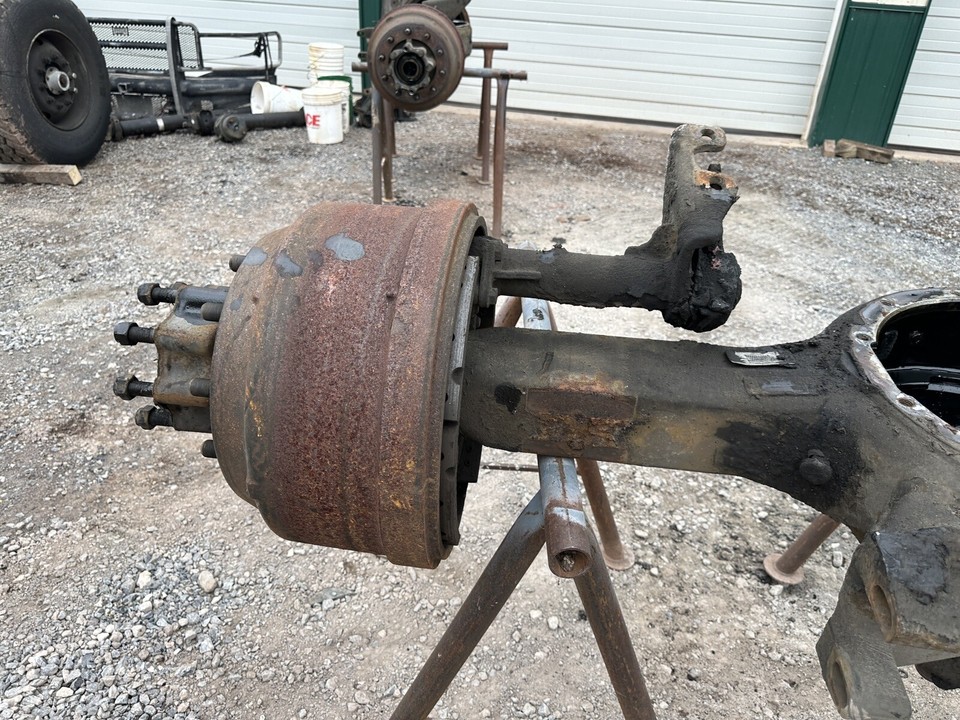 RP23160 MERITOR-ROCKWELL RD23160 0 AXLE HOUSING REAR (REAR) W/ HUBS | eBay