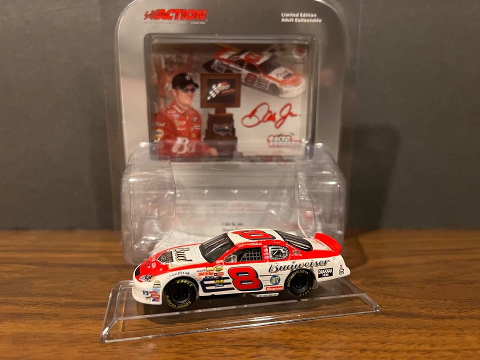 Dale Earnhardt Jr 2004 #8 Bud Born On Date Twin 125 Win Raced versión 1/64 Foto 3 de 3