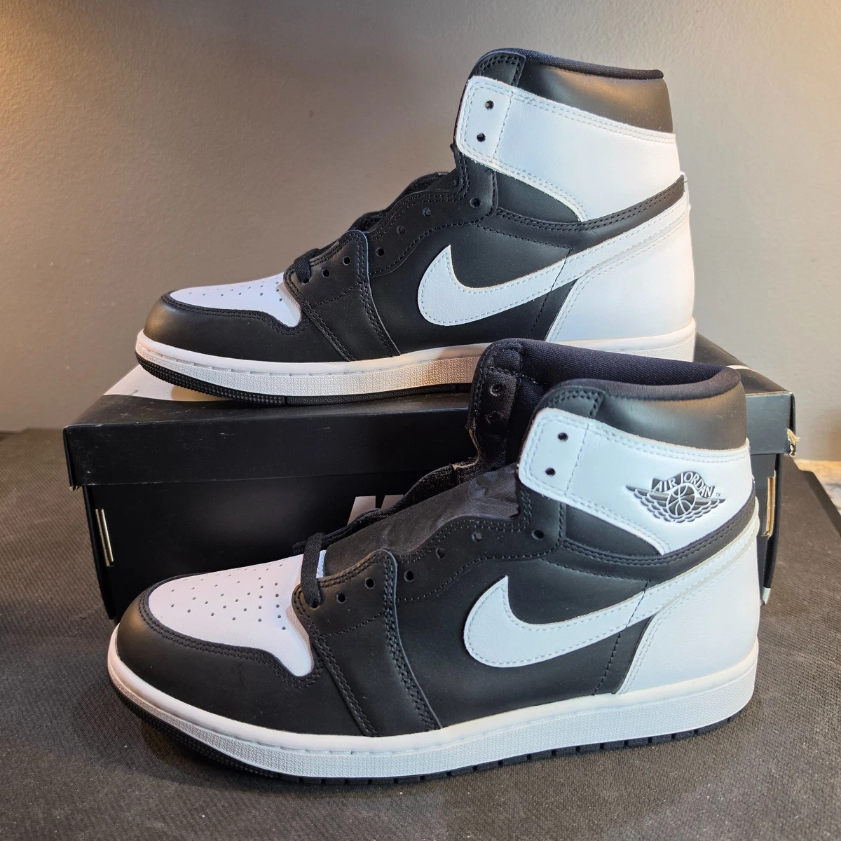 Preços baixos em Jordan 1 Retro OG High Black White 2.0 | eBay