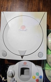 Sega Dreamcast Console Bundle Tested Working w/ Controller,  Cables & Games