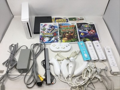 Nintendo Wii Console Complete Bundle WORKS 6 Games Pro Controller Mario Kart
