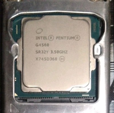   Intel Celeron G4560   Dual-Core CPU   3,5 GHz - Sockel 1151   getestet