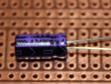 Image of Capacitor Electrolytic 4.7uF 100v Tol: +/- 20% Radial 5,10,25 & 50 pack sizes
