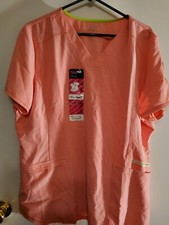 NWT Scrubstar Women  s Peach Pocketed S/S Ethical Fabric V Neck Scrubs Size XL