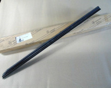 MERCEDES-BENZ R W251 Türdichtung innen vorne rechts A2517251065 NEU ORIGINAL MERCEDES-BENZ R W251 Türdichtung innen vorne rechts A2517251065 NEU ORIGINAL