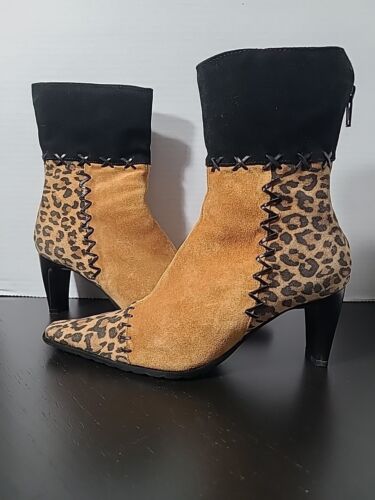 Leopard/Lucky Brand Ankle Boot -Front zip Women's TIBLY size 39 or 8.5  (runs sm)