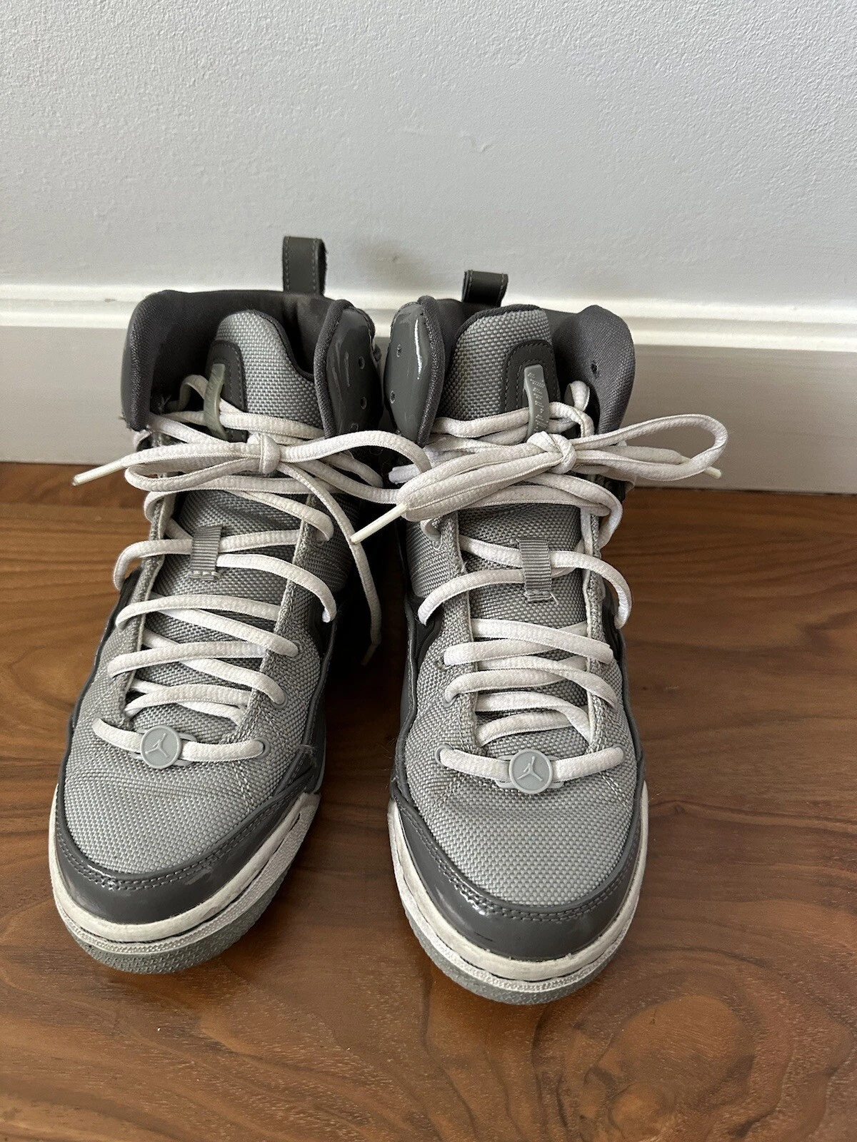 Nike Jordan Flight TR 97 UK 4 5 5US 37 5EU grigio argento bianco