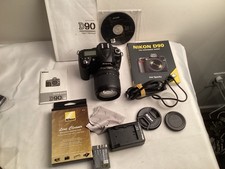 Nikon D D90 12.3MP Digital SLR Camera w/ VR 18-105 mm Lens  extras