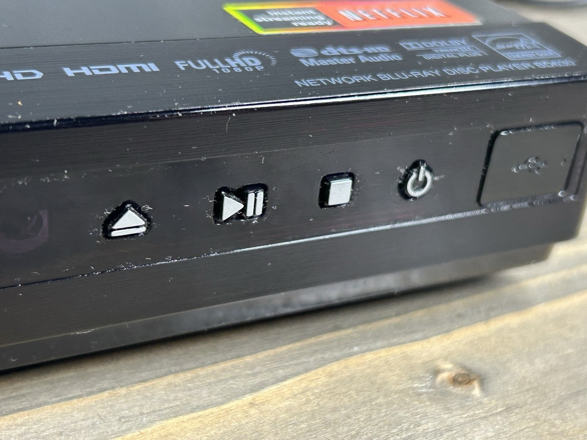 LG BD630 Smart Network Streaming Blu-Ray/DVD Player Netflix No