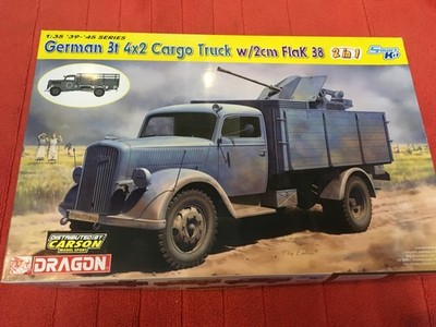 DRAGON 6828 German 3t 4x2 Truck/Opel Blitz w / 2cm FlaK 38 2 in 1  2 Varianten