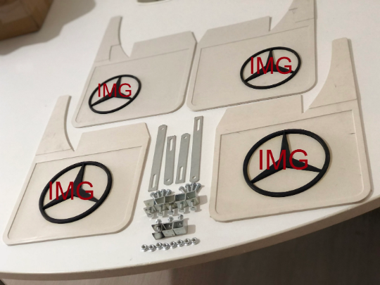 メルセデス ベンツ W123 泥除け　マットガード 白　ホワイト　ジャンク s-l1200.png