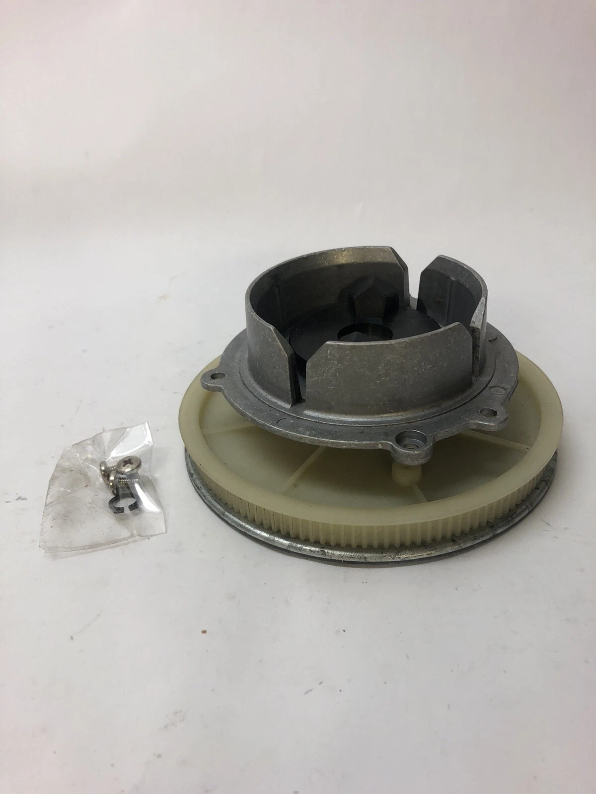 Sunbeam Bread Machine Rotary Drive Bearing & Pulley Wheel Model 5842