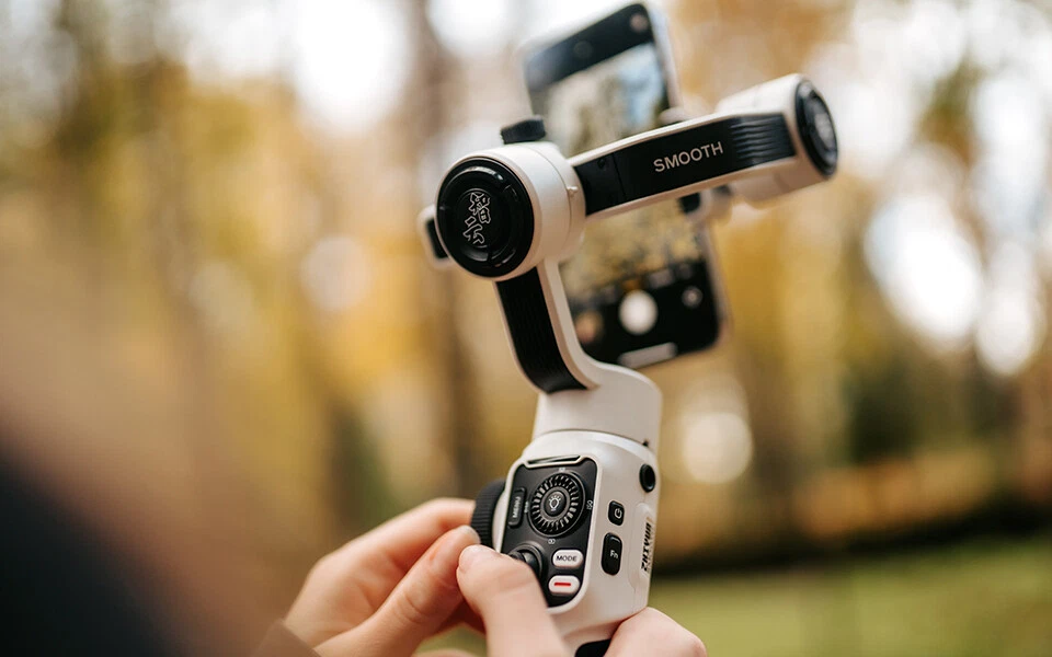ZHIYUN Smooth 5S COMBO 3-Axis Gimbal Stabilizer Fill Light for iPhone Smartphone - Image 4 of 4