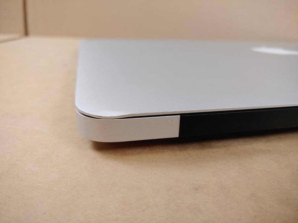 MacBook本体 MacBook Air 13inch (2012) 4GB/512GB US Apple MacBook Air (13-inch, 2012) | Laptop Mag