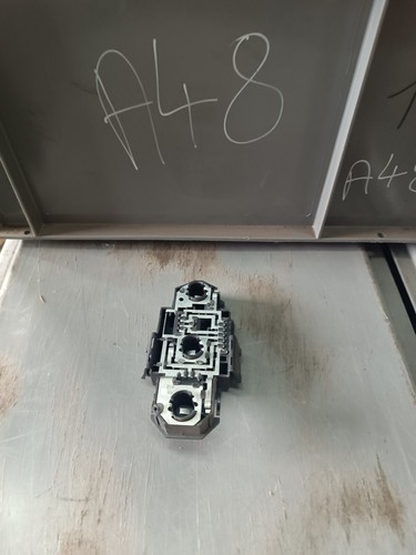 Original Lampenträger Heckleuchte VW Passat 3A2 35I 3A9945257