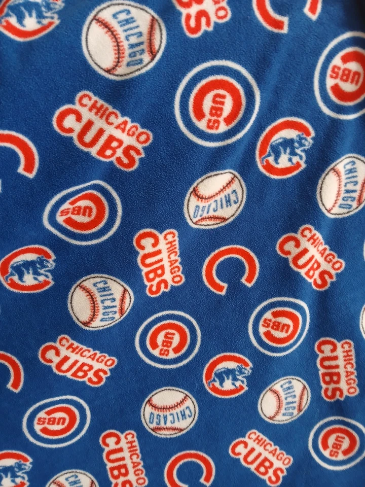 Manta grande hecha a mano Chicago Cubs 70"x54" Foto 3 de 4
