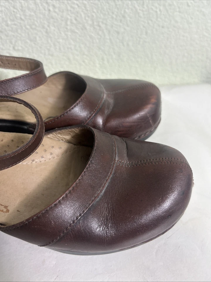Dansko Sally Mary Jane-Tipo Tacones Bloque Cuero Marrón Correa al Tobillo Talla 38 EE. UU. 8 Foto 2 de 4