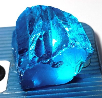 560.0 Ct Natural Blue Alexandrite Rough EGL Certified Loose Gemstone 6AGB