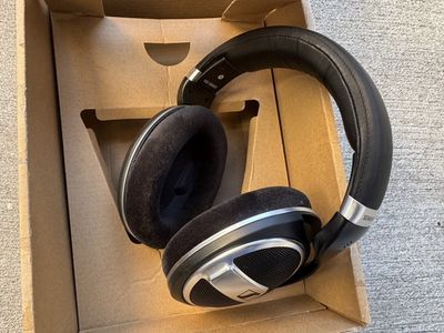 Sennheiser HD 599 SE ブラック オープン型 楽天市場】ゼンハイザー Sennheiser ヘッドホン 有線 HD 599 SE