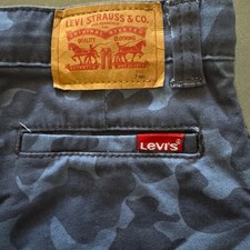 Levi's Youth Boys' Cargo Shorts Adjustable Waistband Blue Camo  Size 7  Six Pocket