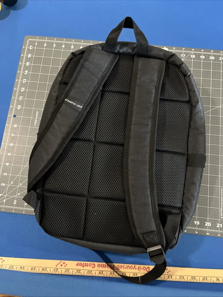 Stampin' UP On Stage Backpack Poppies Flowers Red & Black 15 x 12 - New - Image 4 of 4