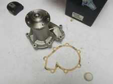 Pompe à eau Mercedes 190