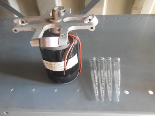 12 VDC Centrifuge Motor with 3 Glass Tubes 1805101 18051 (Box43) - Afbeelding 1 van 7