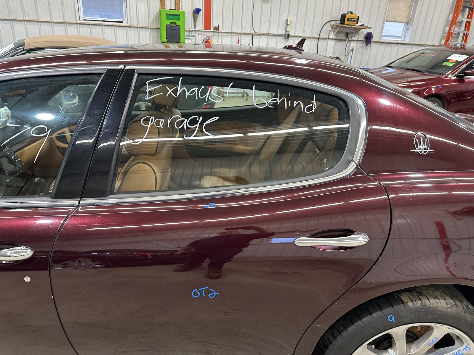 09 MASERATI QUATTROPORT DRIVER LEFT REAR SIDE DOOR SHELL ONLY PAINT BPM