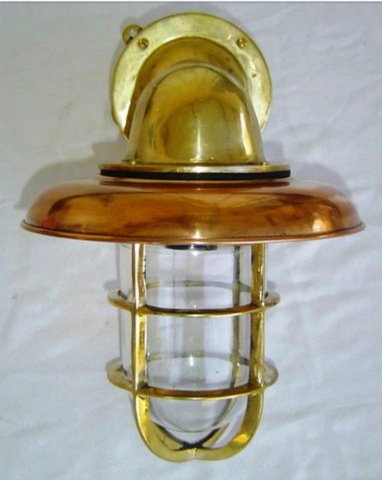 EXTERIOR WALL MOUNT NAUTICAL BULKHEAD LIGHT FIXTURE WITH COPPER SHADE Foto 2 de 4