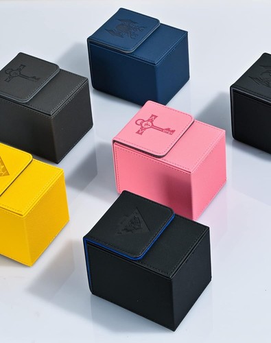 Premium Card Deck Box for MTG & Yu-Gi-Oh, Holds 100+ Sleeved Cards, Black Cthulu - Picture 5 of 11