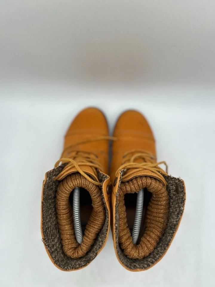 Refresh Ankle Winter Boot Women's Sz 7 Leather Block Heel Round Toe Lace-Up - Image 4 of 4