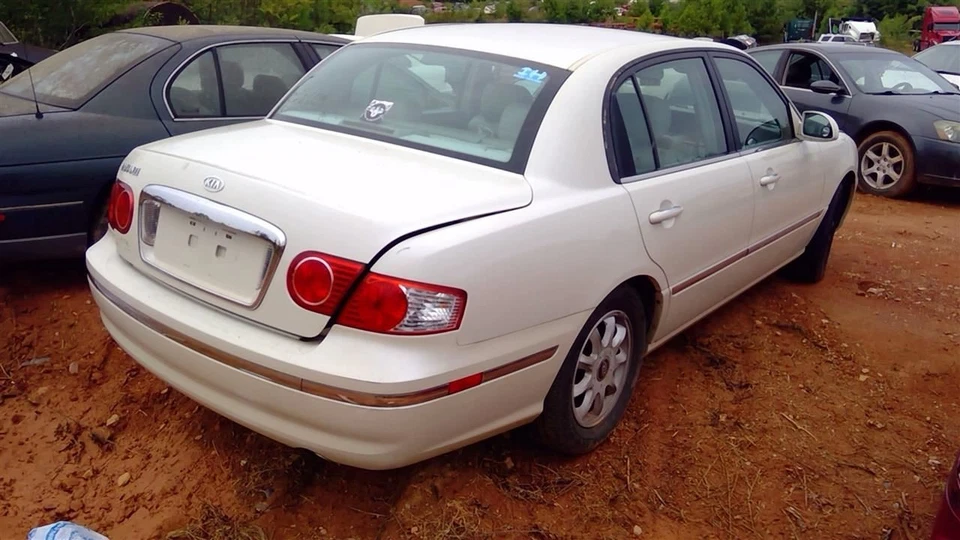 Радиатор 6 цилиндров подходит для 04-06 AMANTI 249706 - Изображение 3 из 4