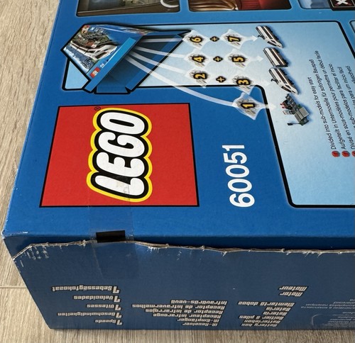 Lego City High-Speed Passenger Train 60051 Brand New Sealed FREE POSTAGE - Picture 9 of 20